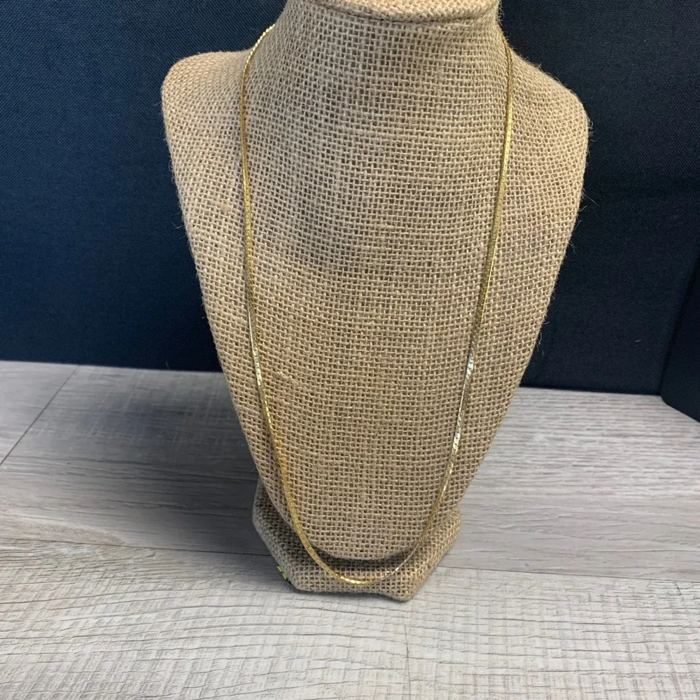 Gold Tone Herringbone Flat Snake Chain Necklace 22 Inch 4494